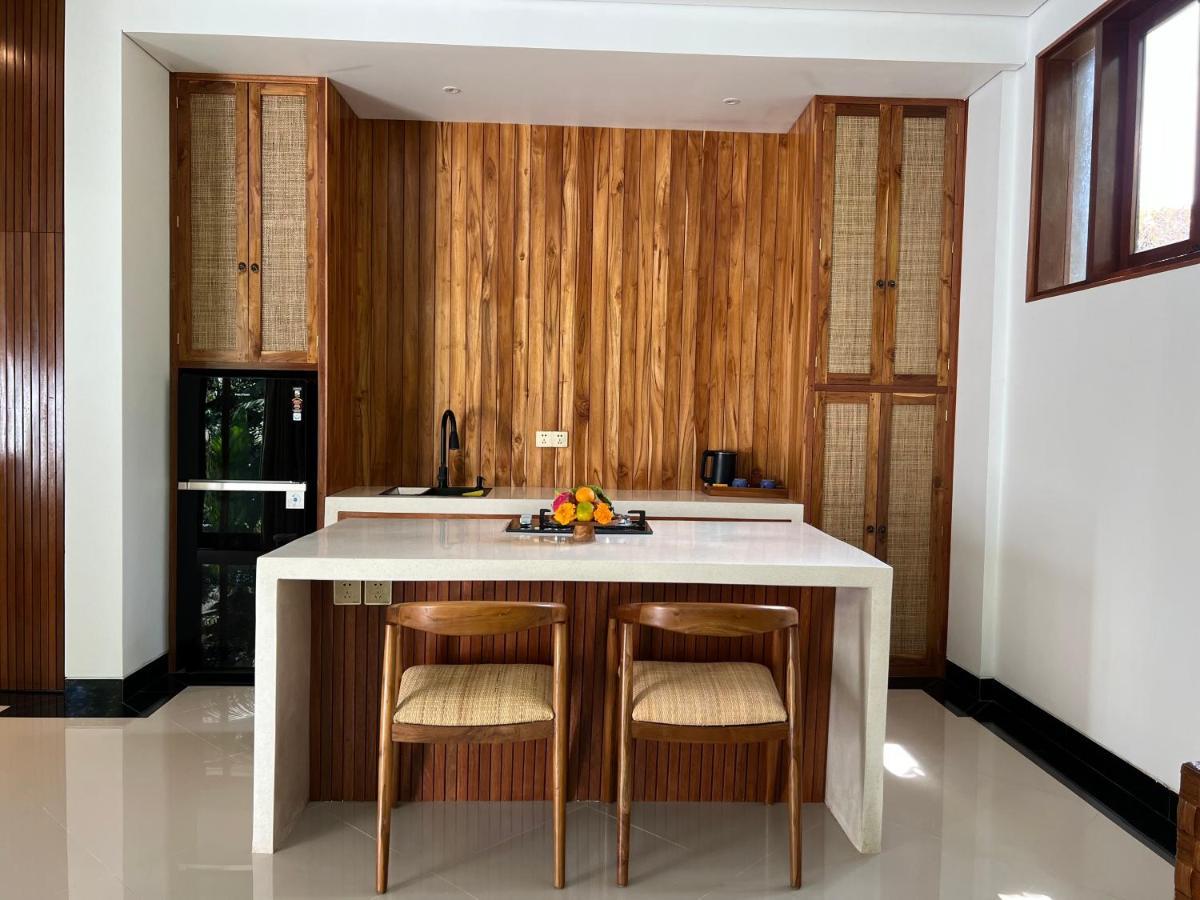 Nirankara Ubud Villa Esterno foto